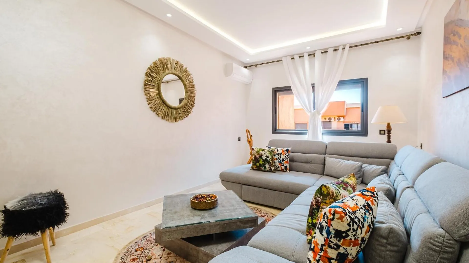 Charming Apartment Near M Avenue Pool, Parking Marrakesh