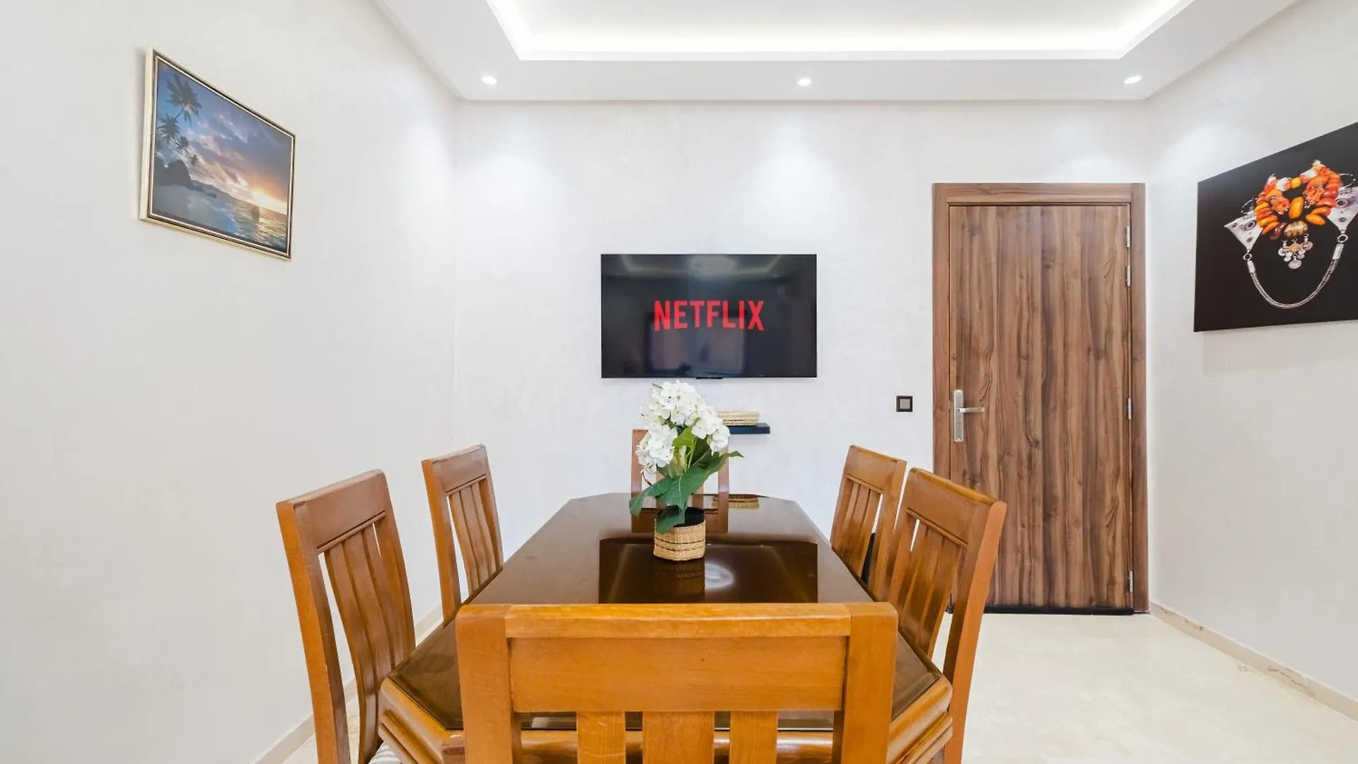 Charming Apartment Near M Avenue Pool, Parking Marrakesh